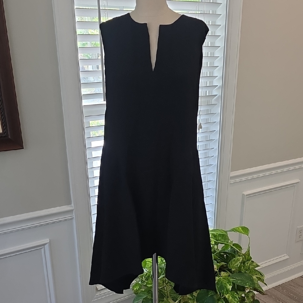 BCBGMaxAzria Black Sleeveless High-Low Dress